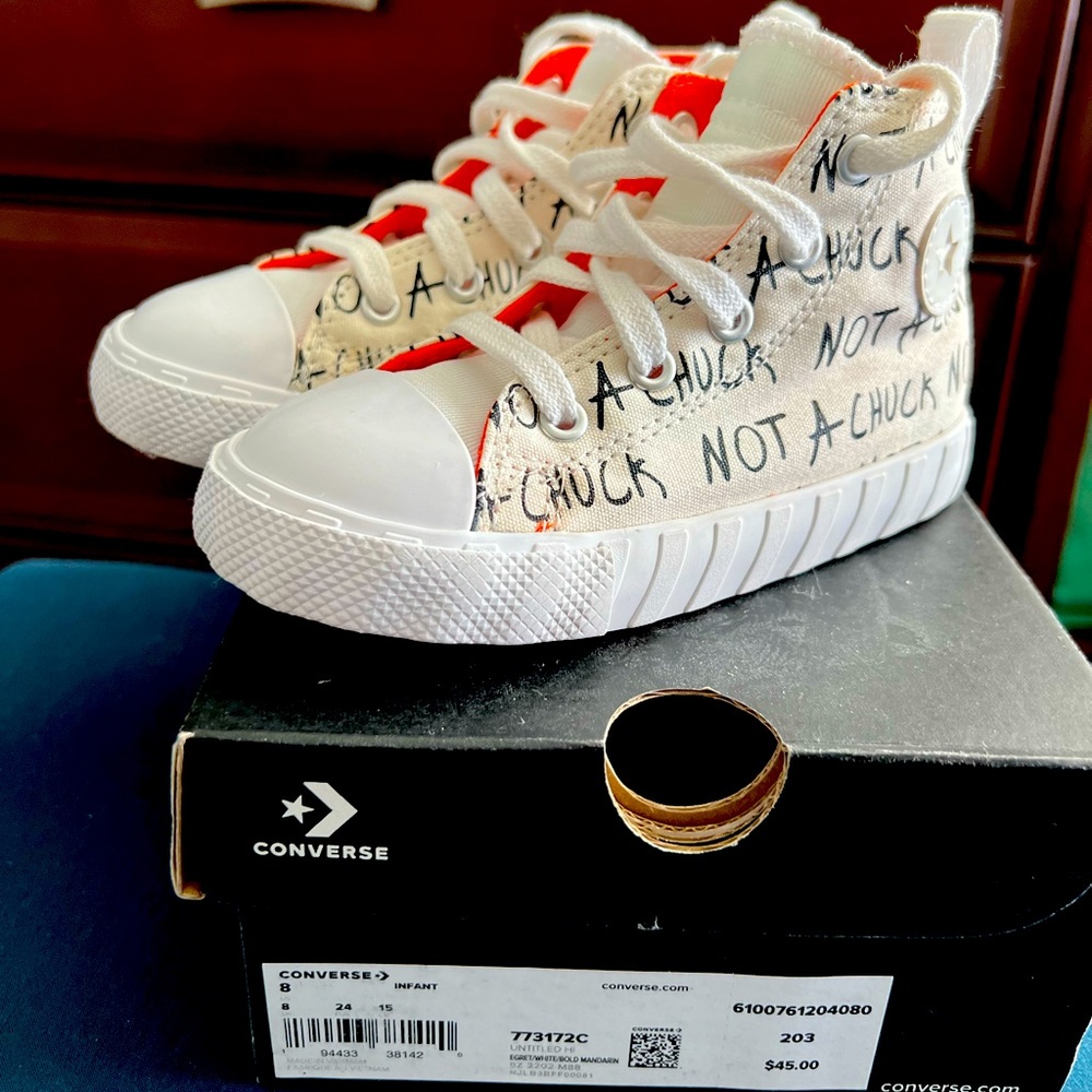 Toddler Sneakers, Converse, Size:8, Color: Cream, White, Black and Orange